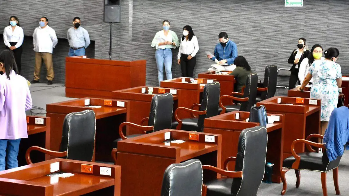 Curules vacías en el Congreso de Morelos